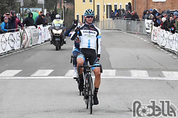 Alessandro Covi si impone al Gp La Torre. Prima vittoria su strada per il Team Colpack